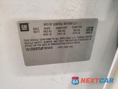 Zdjęcie 12 z 12 samochodu: 2018 CHEVROLET MALIBU LT VIN:1G1ZD5ST5JF101414 - miniatura