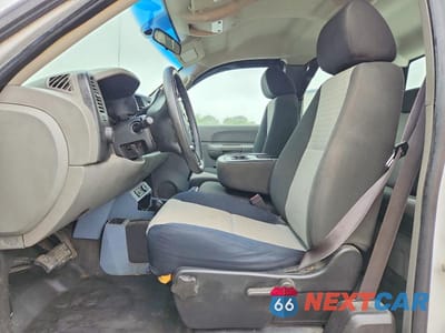 Zdjęcie 7 z 12 samochodu: 2009 CHEVROLET SILVERADO K1500 VIN:1GCEK19069Z205601 - miniatura
