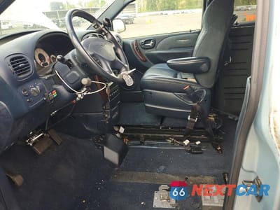 Zdjęcie 7 z 12 samochodu: 2002 CHRYSLER TOWN & COUNTRY LIMITED VIN:2C8GP64L82R550488 - miniatura