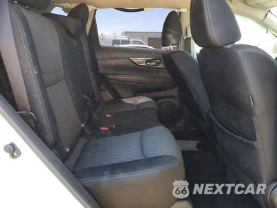 Zdjęcie 11 z 13 samochodu: 2017 NISSAN ROGUE S VIN:JN8AT2MV9HW007006 - miniatura