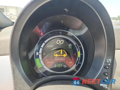 Zdjęcie 9 z 12 samochodu: 2018 FIAT 500 ELECTRIC VIN:3C3CFFGE3JT465090 - miniatura