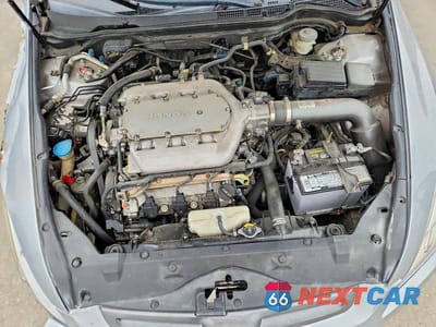 Zdjęcie 11 z 13 samochodu: 2003 HONDA ACCORD EX VIN:1HGCM66503A057158 - miniatura