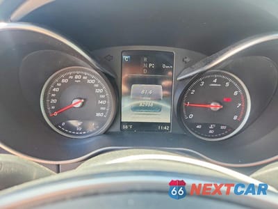 Zdjęcie 9 z 12 samochodu: 2016 MERCEDES-BENZ C 300 4MATIC VIN:55SWF4KB5GU104881 - miniatura