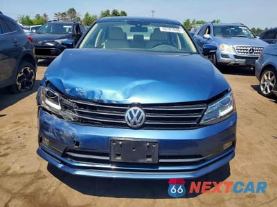 Piąte zdjęcie samochodu w środku: 2016 VOLKSWAGEN JETTA SEL VIN:3VWL17AJ6GM390343 - miniatura