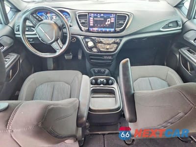 Zdjęcie 8 z 13 samochodu: 2021 CHRYSLER PACIFICA TOURING VIN:2C4RC1FG1MR572134 - miniatura