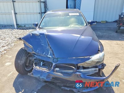 Piąte zdjęcie samochodu w środku: 2017 BMW 320 I VIN:WBA8E1G3XHNU16336 - miniatura