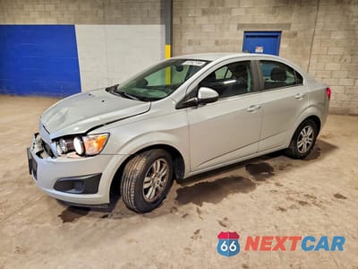 2015 CHEVROLET SONIC LT 1G1JC5SGXF4201322 - główne zdjęcie licytacji z USA - miniatura