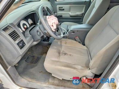 Zdjęcie 7 z 12 samochodu: 2006 DODGE DAKOTA QUAD VIN:1D7HE28K16S686879 - miniatura