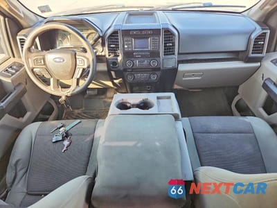 Zdjęcie 8 z 12 samochodu: 2016 FORD F150 SUPERCREW VIN:1FTEW1CP9GKD11637 - miniatura