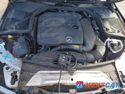 Zdjęcie 11 z 13 samochodu: 2019 MERCEDES-BENZ C 300 VIN:55SWF8DB2KU322385 - miniatura