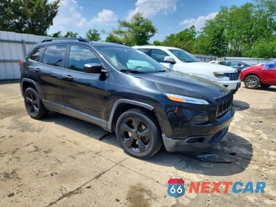 Czwarte zdjęcie samochodu z boku: 2016 JEEP CHEROKEE SPORT VIN:1C4PJLAB0GW329799 - miniatura