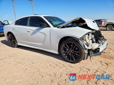 Czwarte zdjęcie samochodu z boku: 2018 DODGE CHARGER SXT PLUS VIN:2C3CDXHG1JH217599 - miniatura
