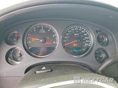 Zdjęcie 9 z 14 samochodu: 2008 CHEVROLET SUBURBAN C1500 LS VIN:1GNFC16088R157238 - miniatura