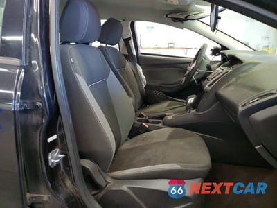Zdjęcie 7 z 12 samochodu: 2013 FORD FOCUS SE VIN:1FADP3F2XDL118249 - miniatura