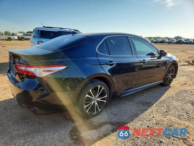 Trzecie zdjęcie samochodu z tyłu: 2020 TOYOTA CAMRY SE VIN:4T1G11AK3LU337661 - miniatura