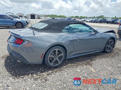 Trzecie zdjęcie samochodu z tyłu: 2025 FORD MUSTANG VIN:1FAGP8UH0S5120708 - miniatura