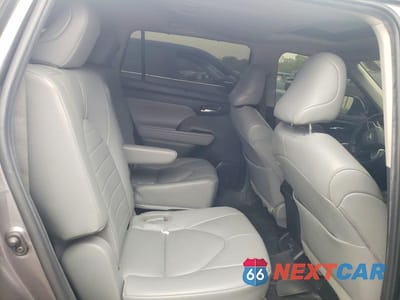 Zdjęcie 11 z 13 samochodu: 2022 TOYOTA HIGHLANDER XLE VIN:5TDGZRAH1NS550678 - miniatura