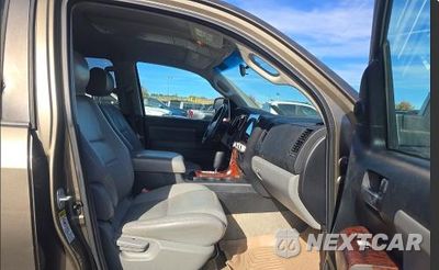 Piąte zdjęcie samochodu w środku: 2008 TOYOTA SEQUOIA SR5 VIN:5TDZY64A88S008023 - miniatura