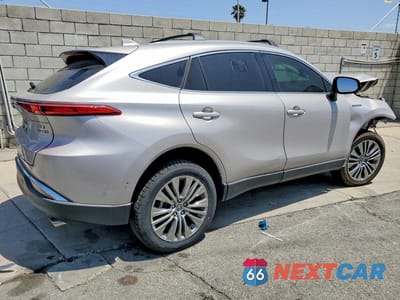 Trzecie zdjęcie samochodu z tyłu: 2021 TOYOTA VENZA XLE VIN:JTEAAAAH9MJ076985 - miniatura