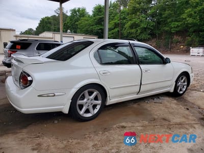 Trzecie zdjęcie samochodu z tyłu: 2002 NISSAN MAXIMA GXE VIN:JN1DA31D62T418293 - miniatura