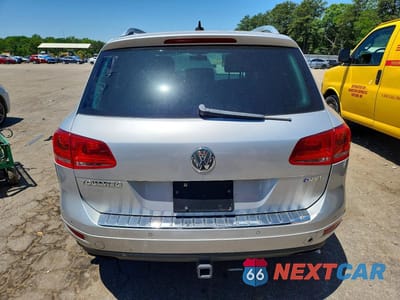 Zdjęcie 6 z 12 samochodu: 2012 VOLKSWAGEN TOUAREG V6 VIN:WVGEF9BPXCD007789 - miniatura