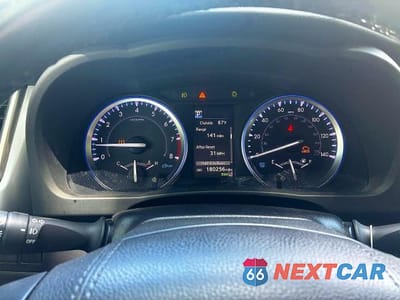 Zdjęcie 8 z 14 samochodu: 2019 TOYOTA HIGHLANDER XLE VIN:5TDJZRFH6KS604292 - miniatura