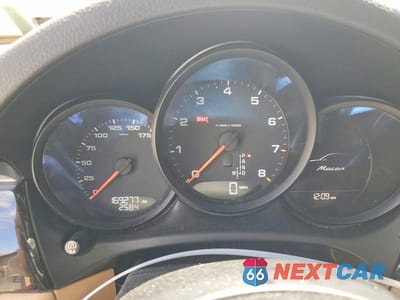 Zdjęcie 9 z 13 samochodu: 2017 PORSCHE MACAN VIN:WP1AA2A59HLB05927 - miniatura