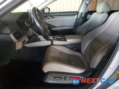 Zdjęcie 7 z 13 samochodu: 2018 HONDA ACCORD TOURING VIN:1HGCV1F90JA069441 - miniatura