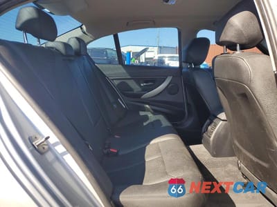 Zdjęcie 10 z 12 samochodu: 2018 BMW 320 I VIN:WBA8A9C50JAH14606 - miniatura