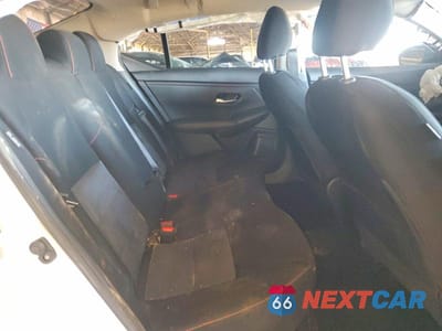 Zdjęcie 10 z 12 samochodu: 2025 NISSAN SENTRA SR VIN:3N1AB8DV3SY383365 - miniatura