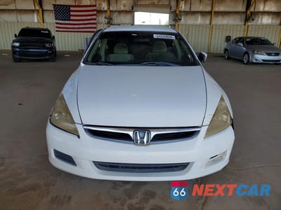 Piąte zdjęcie samochodu w środku: 2007 HONDA ACCORD LX VIN:JHMCM56427C003496 - miniatura