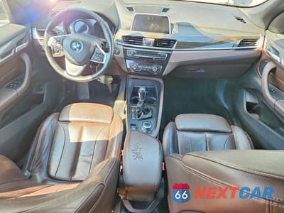 Zdjęcie 8 z 13 samochodu: 2018 BMW X1 XDRIVE28I VIN:WBXHT3C32J5L27816 - miniatura