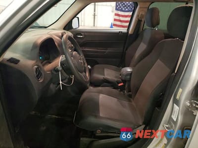 Zdjęcie 7 z 13 samochodu: 2012 JEEP PATRIOT VIN:1C4NJRBB6CD686922 - miniatura