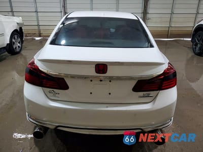 Zdjęcie 6 z 12 samochodu: 2017 HONDA ACCORD TOURING VIN:1HGCR3F92HA000373 - miniatura