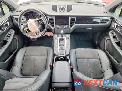 Zdjęcie 8 z 13 samochodu: 2017 PORSCHE MACAN VIN:WP1AA2A53HLB01792 - miniatura