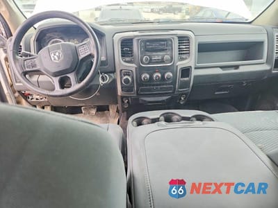 Zdjęcie 8 z 13 samochodu: 2016 RAM 1500 ST VIN:1C6RR6FG2GS405318 - miniatura