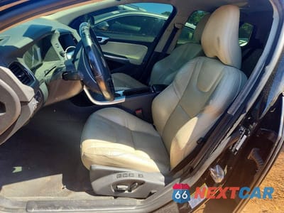Zdjęcie 7 z 12 samochodu: 2018 VOLVO V60 T5 DYNAMIC WAGON VIN:YV140MELXJ2389290 - miniatura
