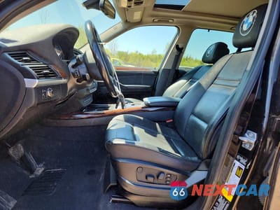 Zdjęcie 7 z 12 samochodu: 2013 BMW X5 XDRIVE35I VIN:5UXZV4C53D0B19952 - miniatura