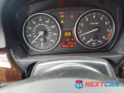 Zdjęcie 9 z 12 samochodu: 2013 BMW 328 I SULEV VIN:WBADW7C57DE732373 - miniatura