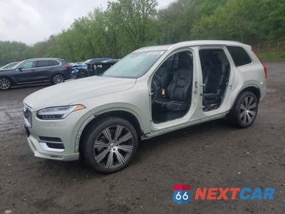 2022 VOLVO XC90 T6 INSCRIPTION YV4A22PL2N1798705 - główne zdjęcie licytacji z USA - miniatura