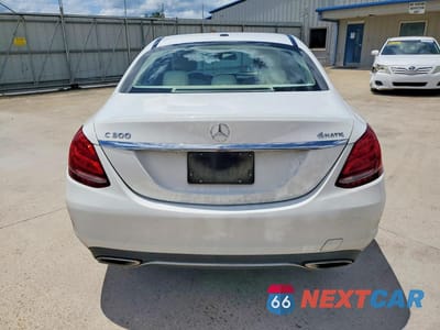 Zdjęcie 6 z 12 samochodu: 2015 MERCEDES-BENZ C 300 4MATIC VIN:55SWF4KB2FU027725 - miniatura