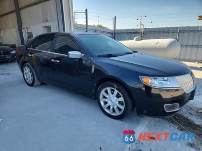 Czwarte zdjęcie samochodu z boku: 2012 LINCOLN MKZ VIN:3LNHL2GC6CR818113 - miniatura