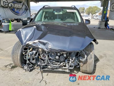 Piąte zdjęcie samochodu w środku: 2018 MERCEDES-BENZ GLS 550 4MATIC VIN:4JGDF7DEXJB143439 - miniatura