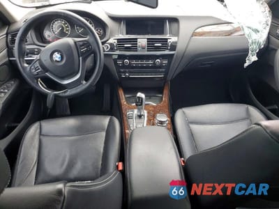 Zdjęcie 8 z 13 samochodu: 2016 BMW X3 XDRIVE28I VIN:5UXWX9C5XG0D83880 - miniatura