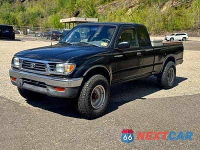 1996 TOYOTA TACOMA XTRACAB 4TAWN72NXTZ150044 - główne zdjęcie licytacji z USA - miniatura