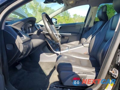 Zdjęcie 7 z 13 samochodu: 2016 VOLVO XC60 T6 PREMIER VIN:YV449MRK9G2884146 - miniatura