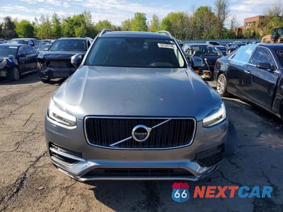 Piąte zdjęcie samochodu w środku: 2018 VOLVO XC90 T5 VIN:YV4102PK9J1348282 - miniatura