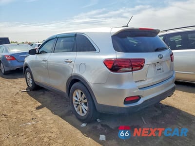 Drugie zdjęcie samochodu z przodu: 2019 KIA SORENTO LX V6 VIN:5XYPGDA51KG572316 - miniatura