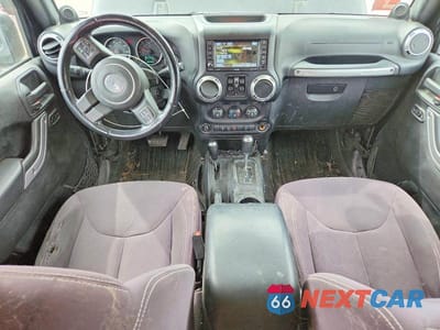 Zdjęcie 8 z 13 samochodu: 2013 JEEP WRANGLER UNLIMITED SAHARA VIN:1C4HJWEGXDL678493 - miniatura