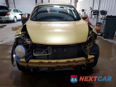 Piąte zdjęcie samochodu w środku: 2013 NISSAN JUKE S VIN:JN8AF5MV2DT216186 - miniatura